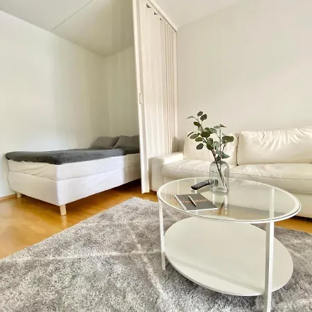City Home Finland Centrum Laukontori - Spacious Apartment With Own Sauna, One Bedroom, Furnished Balcony And Great Location Apartman