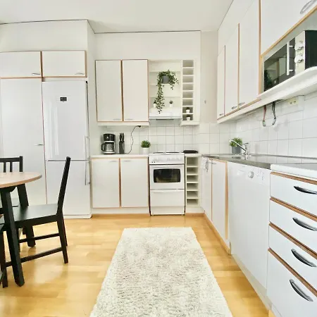 City Home Finland Centrum Laukontori - Spacious Apartment With Own Sauna, One Bedroom, Furnished Balcony And Great Location Tampere